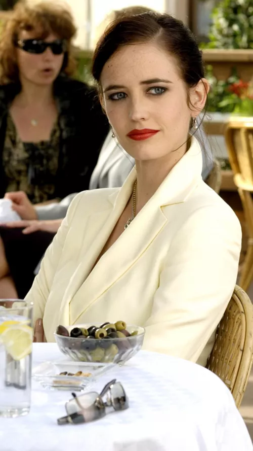 Eva Green by Topjaws