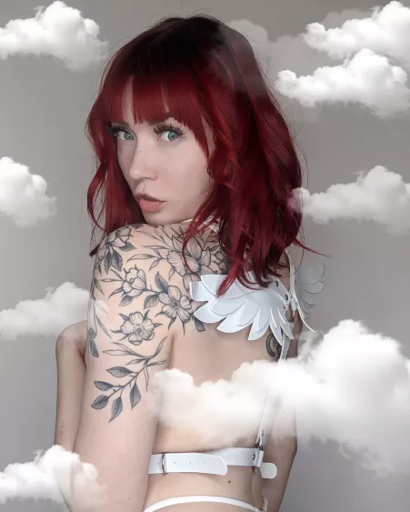 Eva Ray 😇 by evarayxx