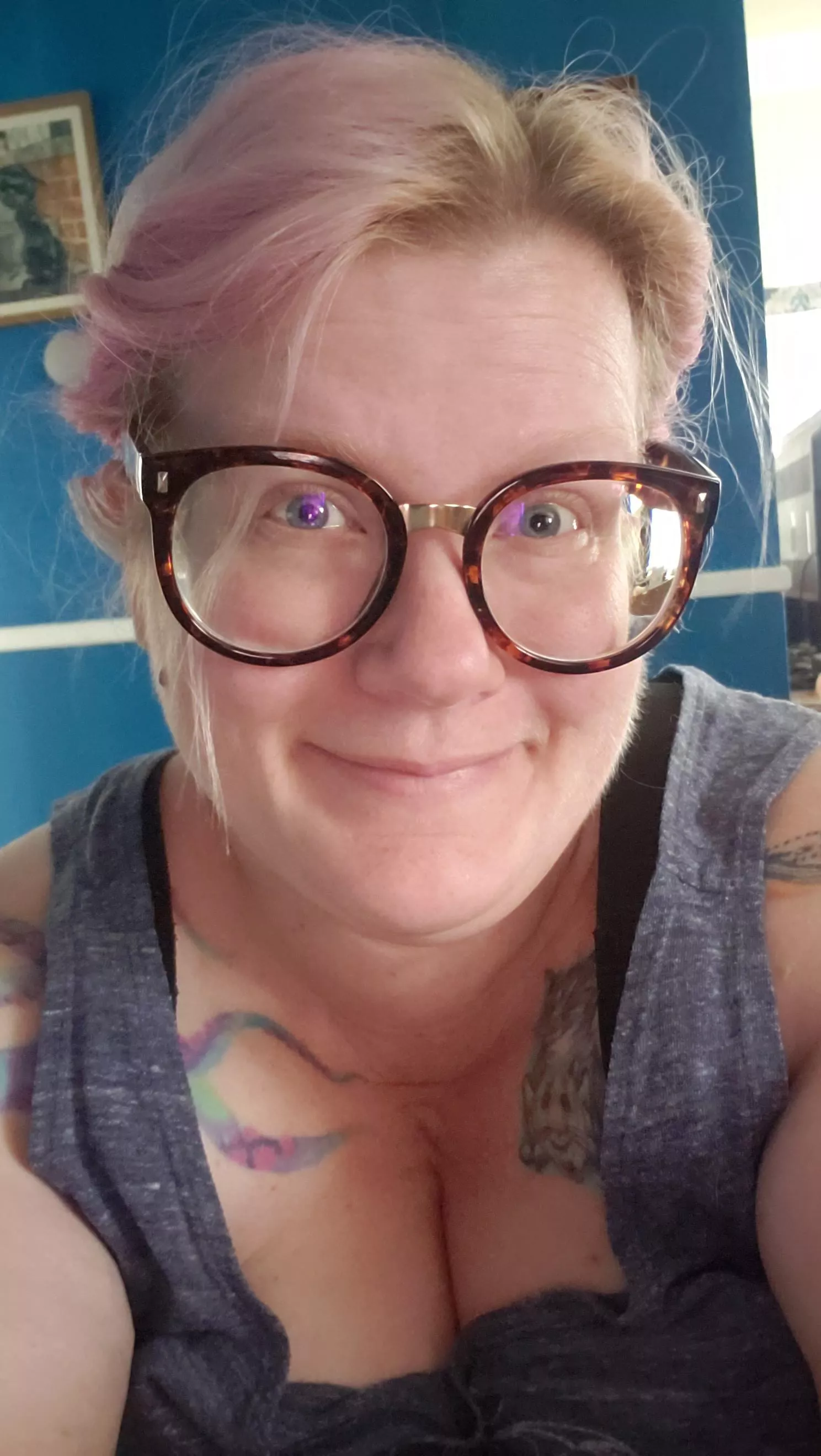 Even though it's the end of my day I think my hair held up pretty well. 🥰 posted by aryaw1979