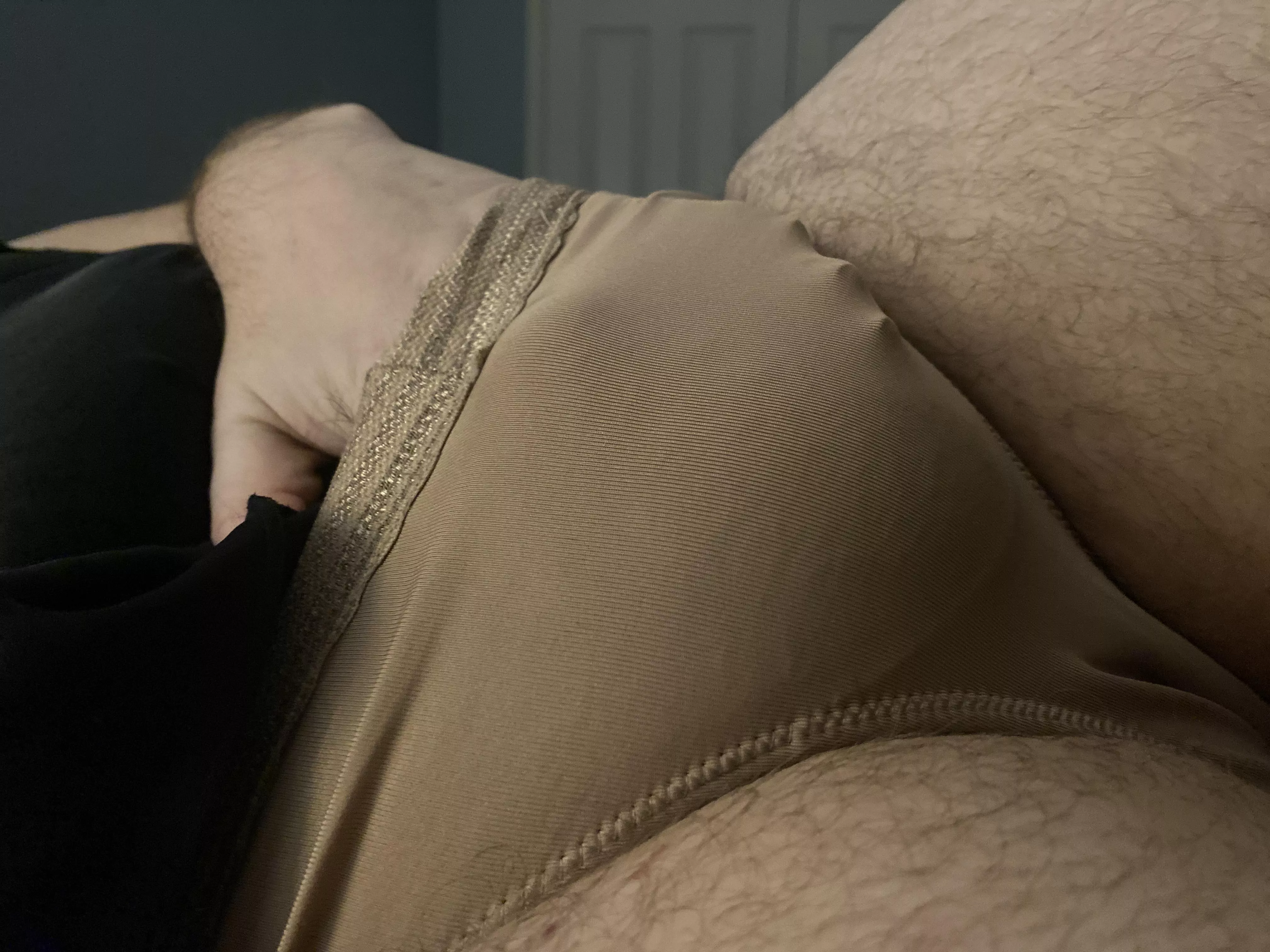 Evening 💋 posted by Tricky-Stick-3451