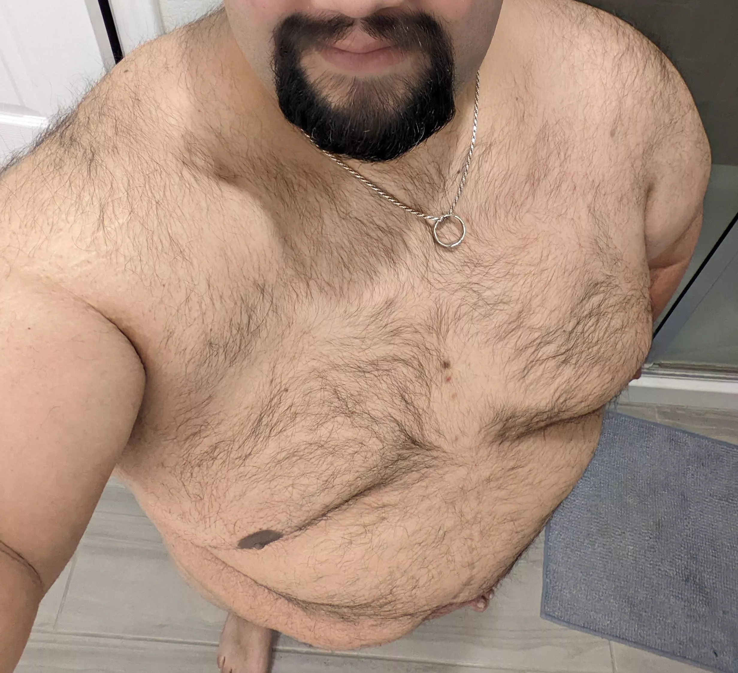 Evening everyone...had a long day! But now, it's time to relax 🙂 posted by TheCyrinth