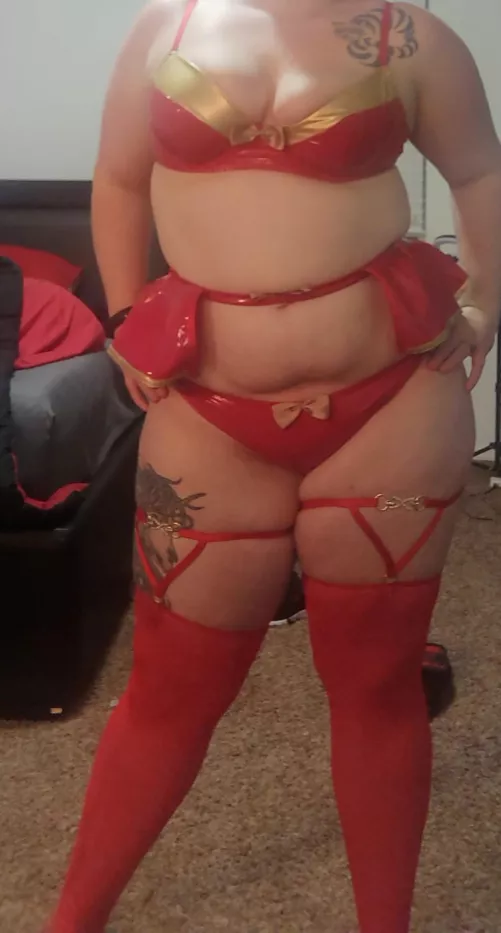 Every body is a burlesque body. Outfit for tonight! by RopeBunnyRebbie