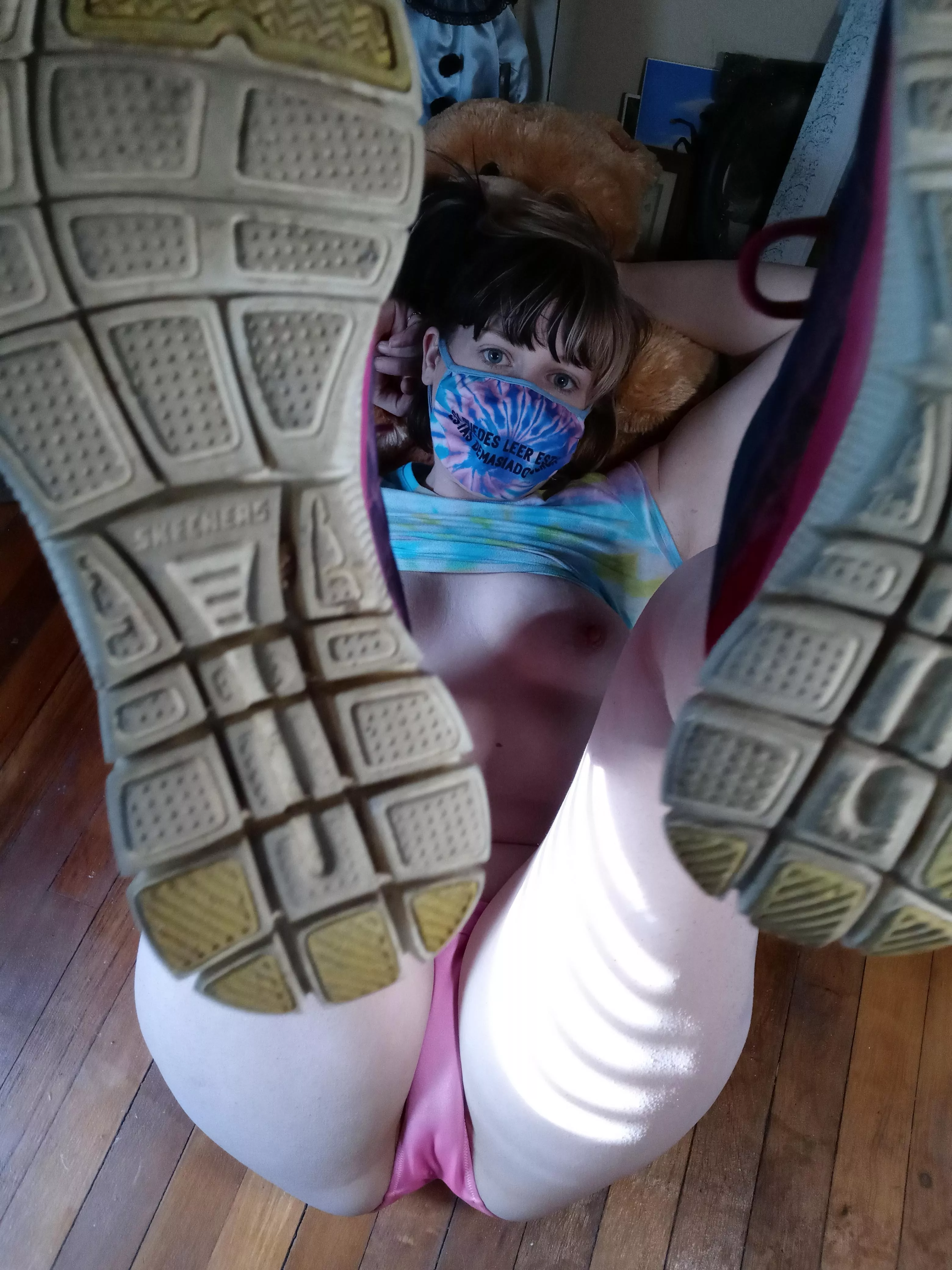 Every little princess needs a low-key creep posted by teenypumpkin