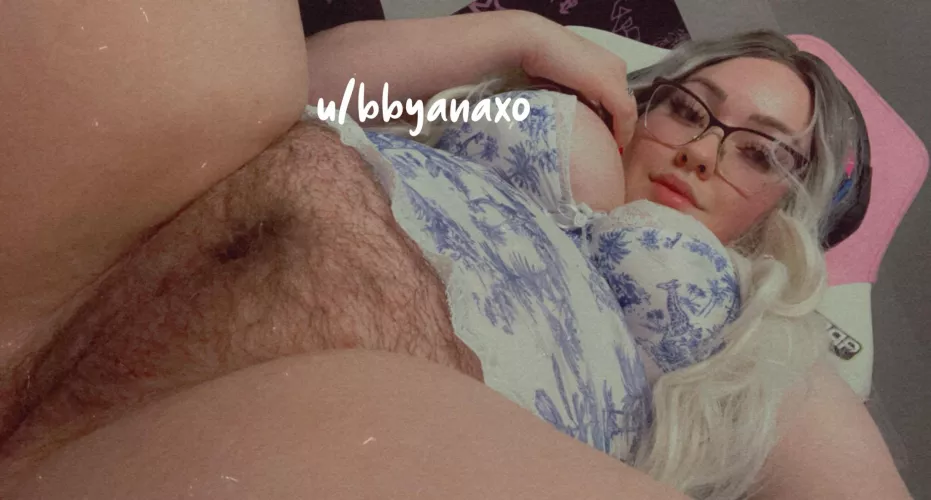 everybody loves a bit of hair 😳 by bbyanaxo