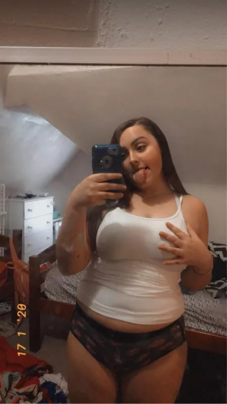 Everyday clothes🥰 by snowbunnythickasf