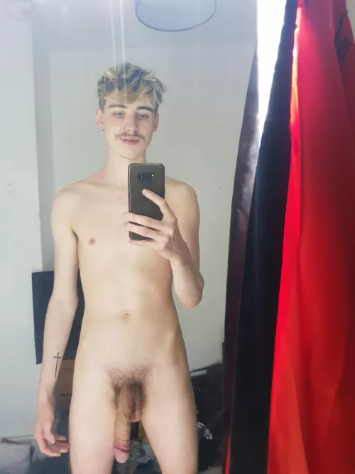 Everyone here is ripped, maybe there's some love for skinny guys too? (M20) by SuitandiR1