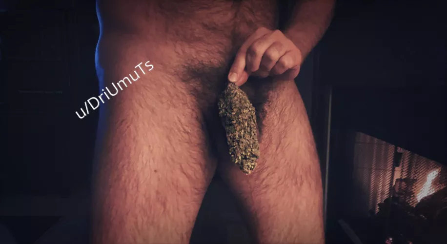 Everyone needs a little THC. by DriUmuTs