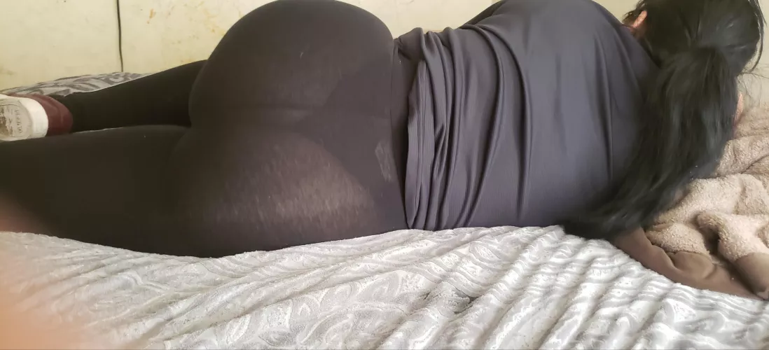 Everyone was looking at me i wonder why any ideas? by Bubbly_Doughnut6621