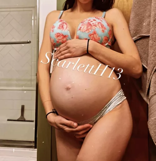 Everything is getting so round by 13ScarlettH