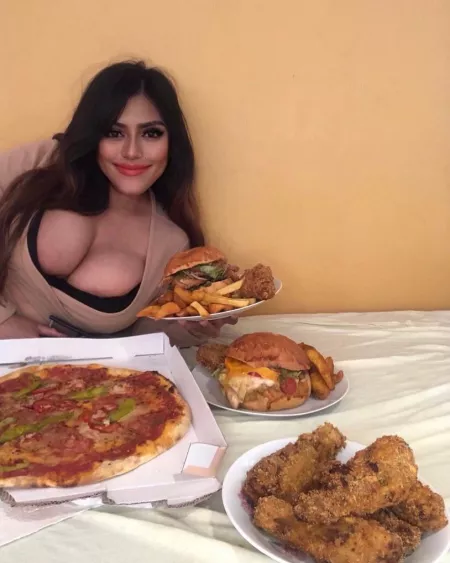 Exam went bad today, you can see it in my fake smile😭 so I impulsively ordered some food to comfort me 🥲 care to join? by dwiirafrayy