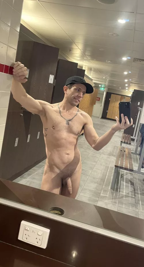 Excited for Aussie gyms to reopen by 3oinks