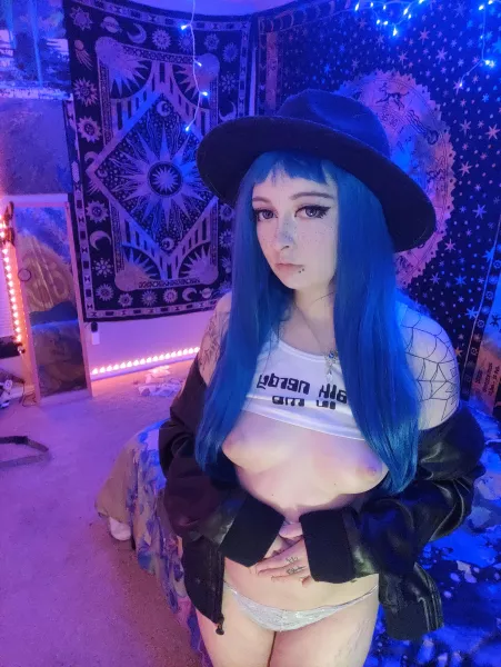 Excuse me do you have a second to talk about our lord and savior goth girls by xdream_scapex