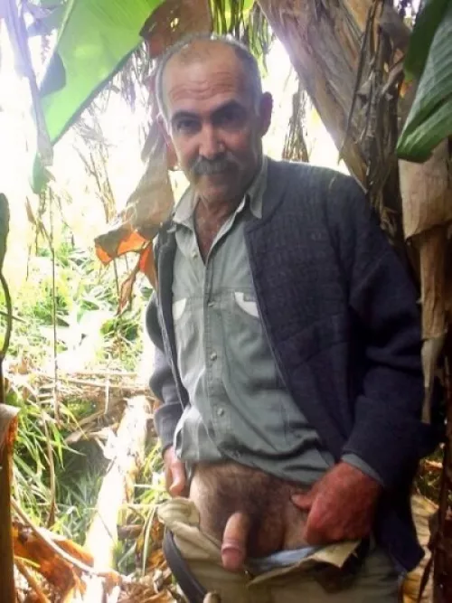 exposed by peludoporfavor