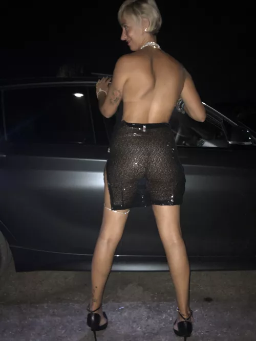 Exposed in the street…..integral by XXedin