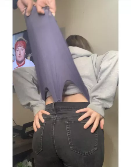 Extreme wedgie Clyde gave me last night😂 he was standing on a chair to make me bounce🤓 by bonniendclyde