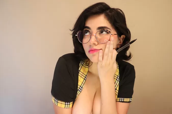 Eyes like molasses. by itsgonnabemai_