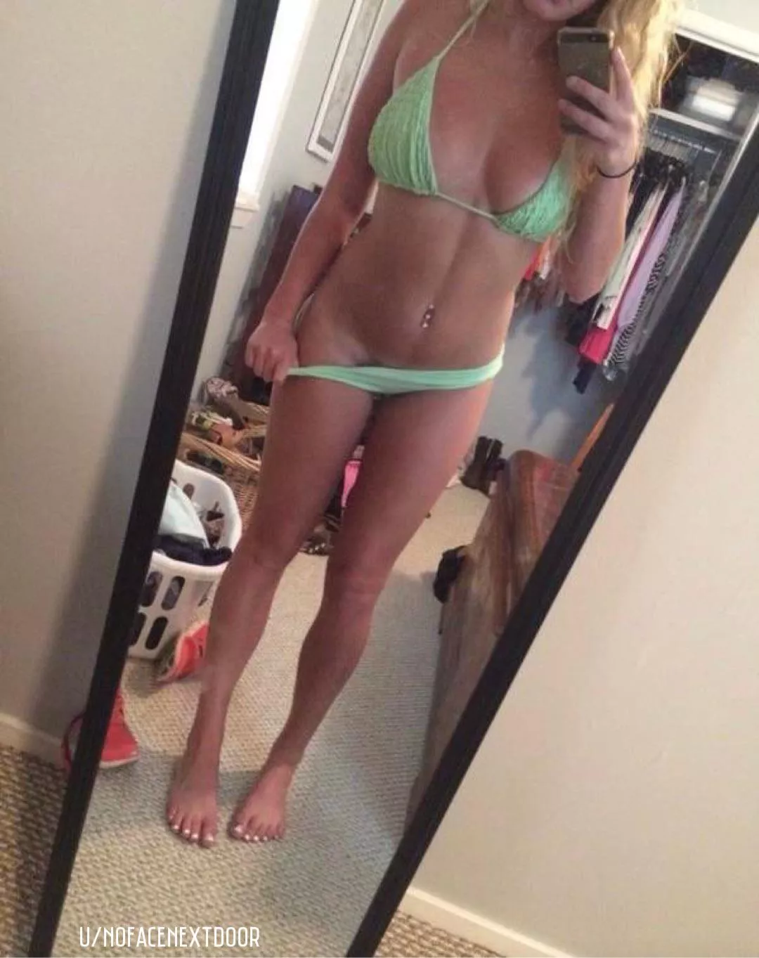 F 22 😛 posted by NoFaceNextDoor