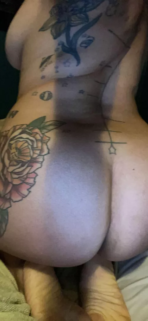 F 33 5’, 155 by pinapple_dreamer