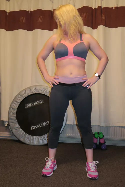 [f] 43 Fitter than most milfs my age? by SMARTLYPANTS