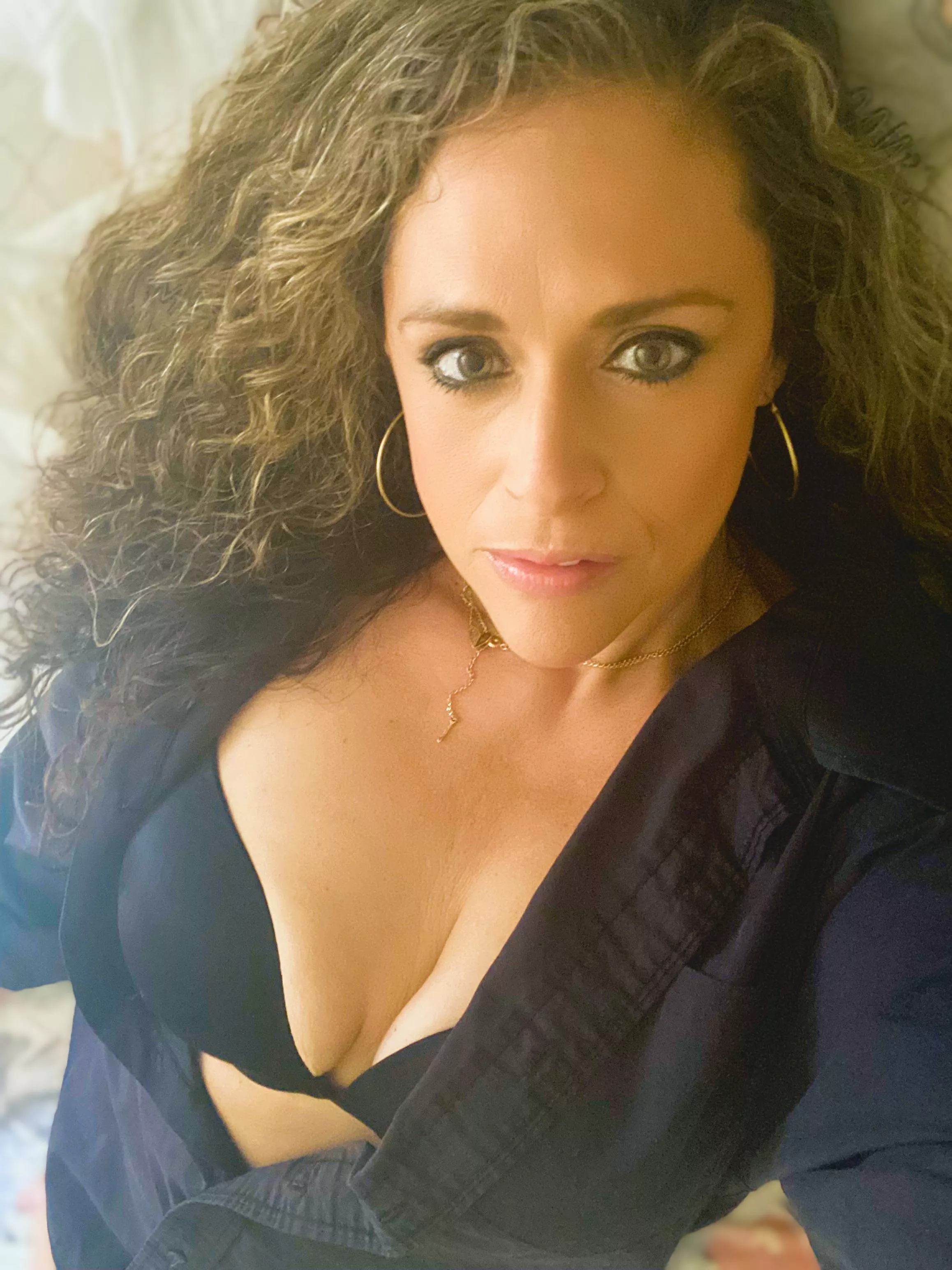 F (49) posted by annarose420