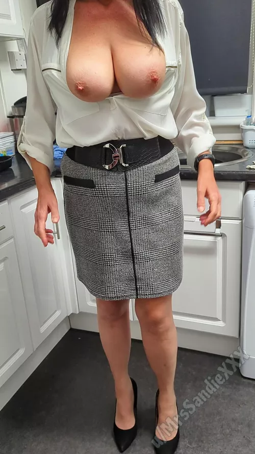 (f), 51 years old, home from work and time to make dinner xx. by MrsSandieXXX