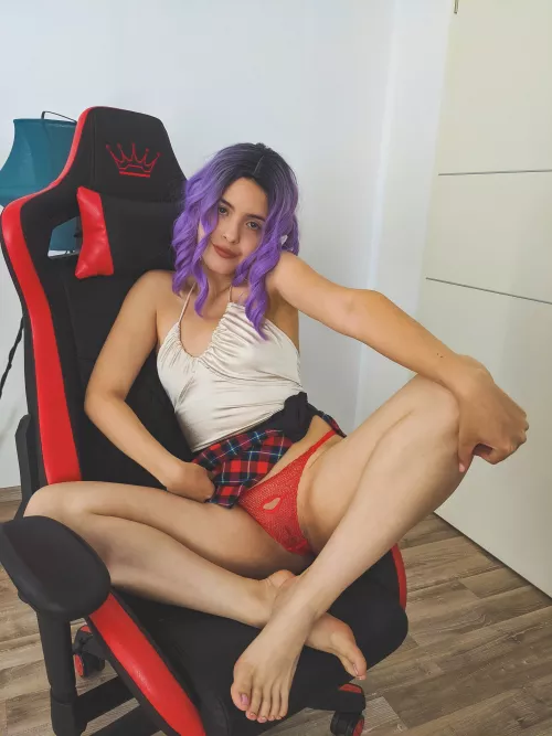 [F] A kiss for a kiss? 💦💦 by Amanda_M_xoxo