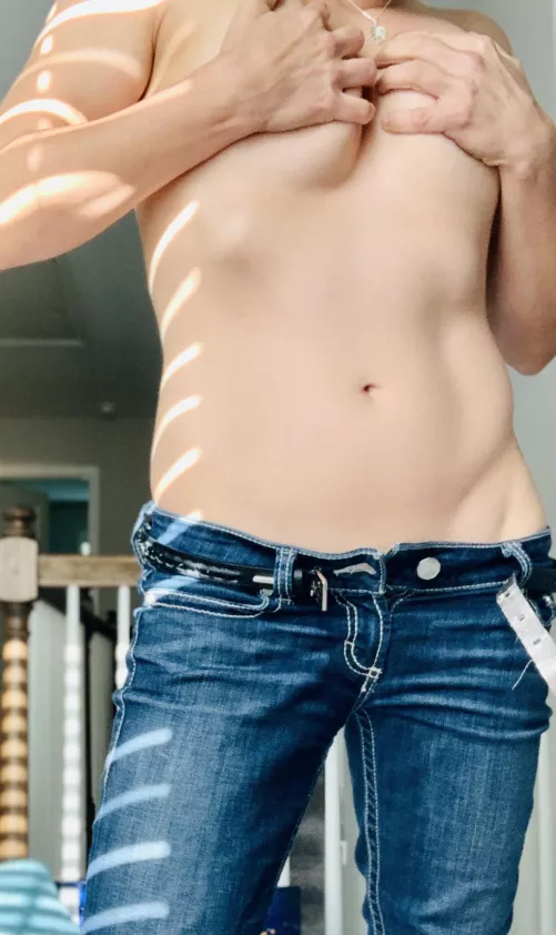 [F] abs are getting better. by Ordinary_Shopping_47
