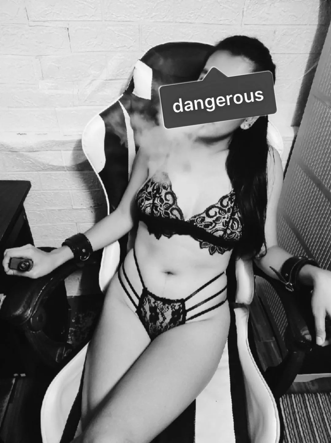 [F] Dangerous! ⚠⚠⚠ HOT SURFACE! 🥵🔥 posted by Dismal-Indication-39