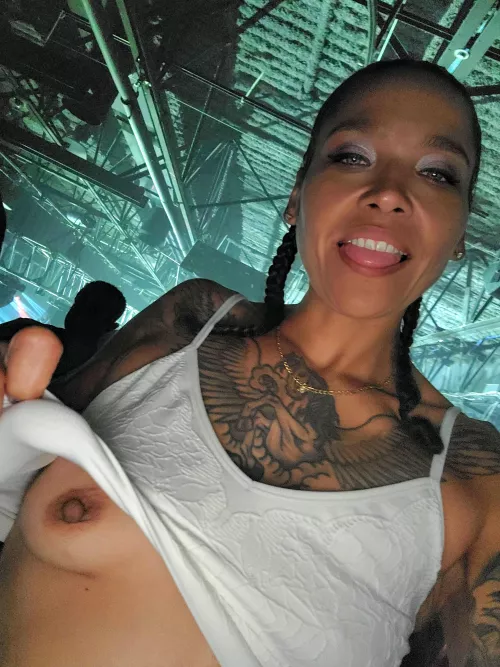 [F] Does this count as casual Friday? by bbbbtiffy