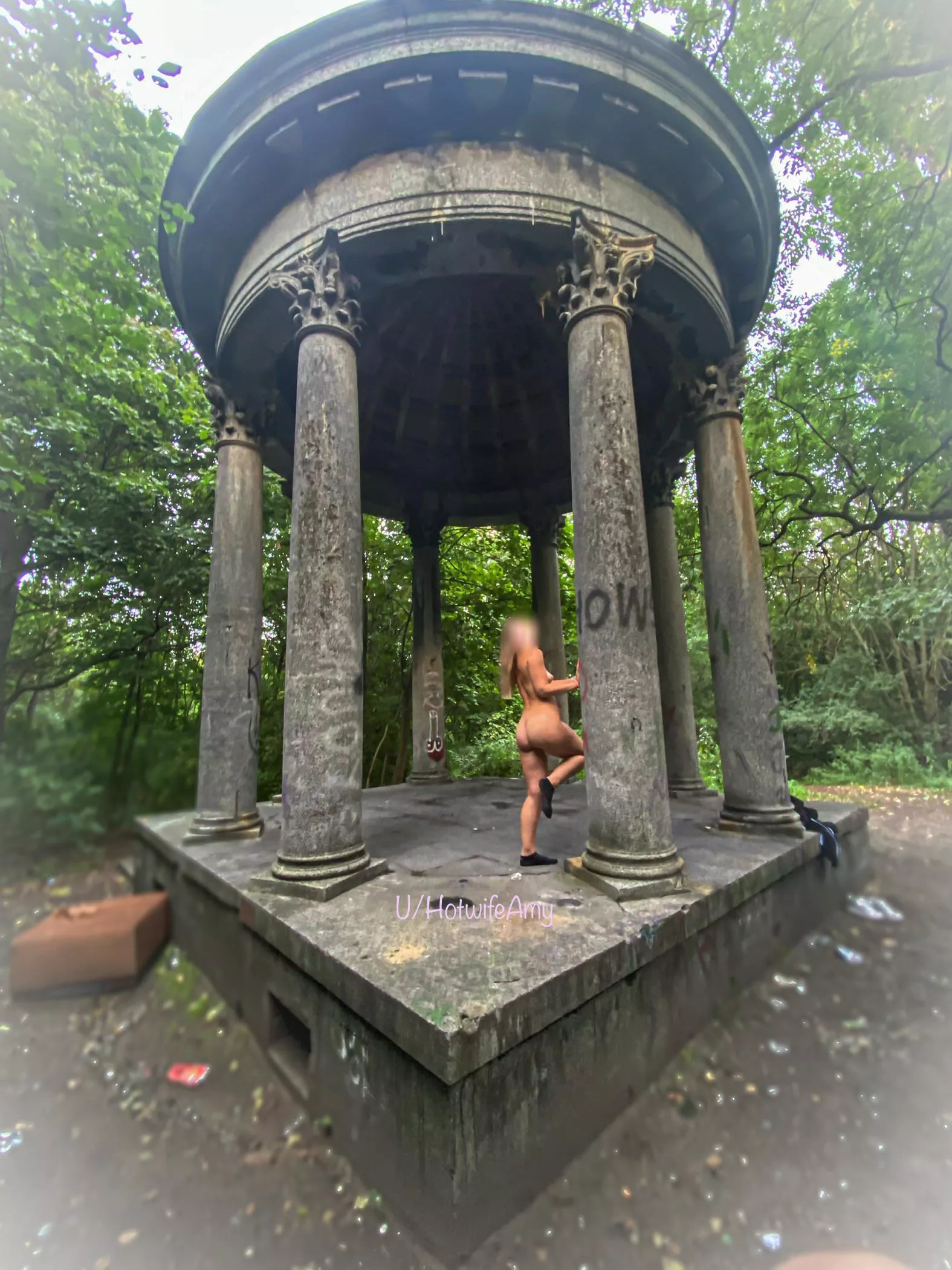 [F] Exploring ruins in the the forest, would you help me? posted by hotwifeamy