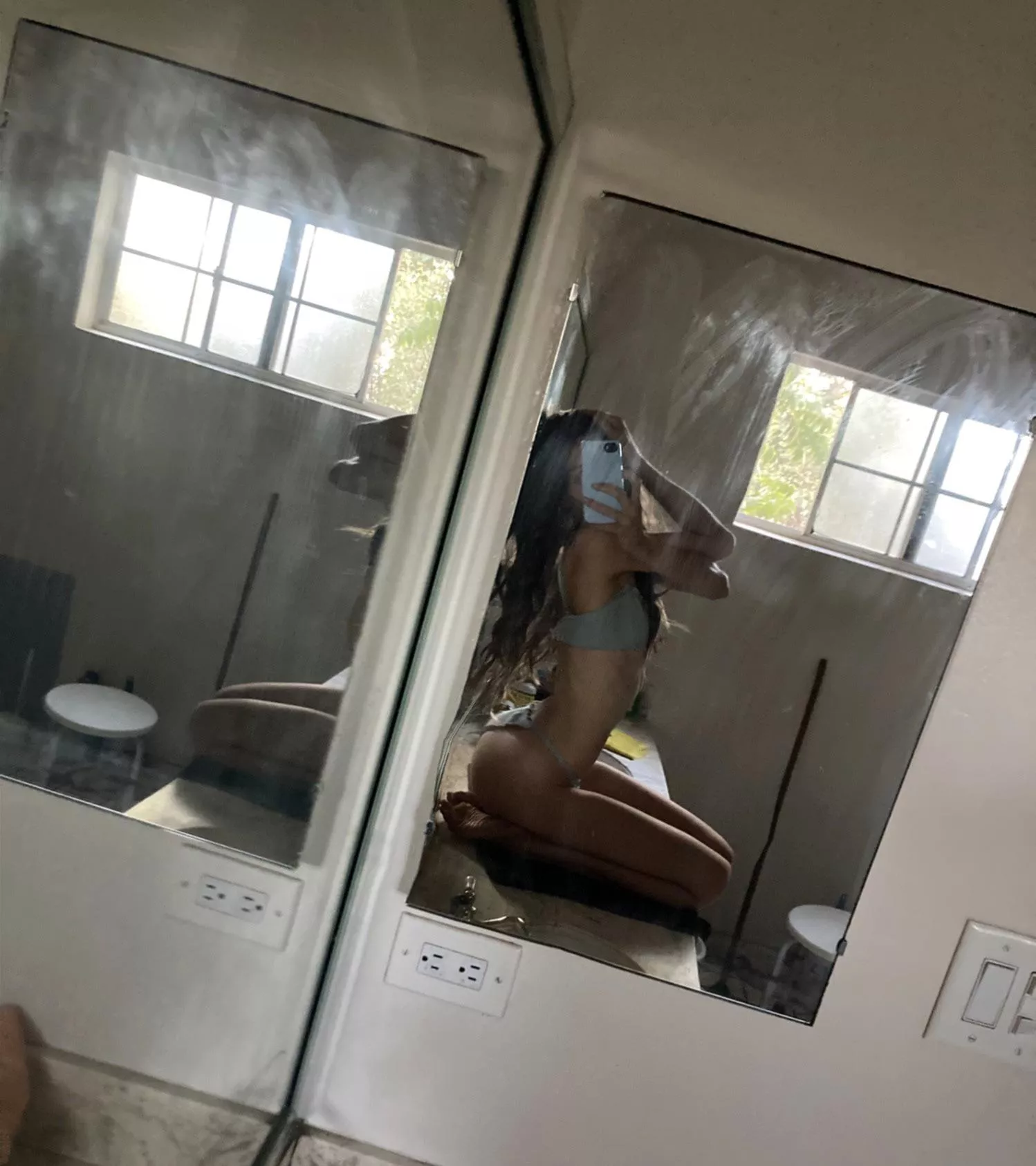 [F] Gloomy Day Vibezz 🌧 posted by clsmith71