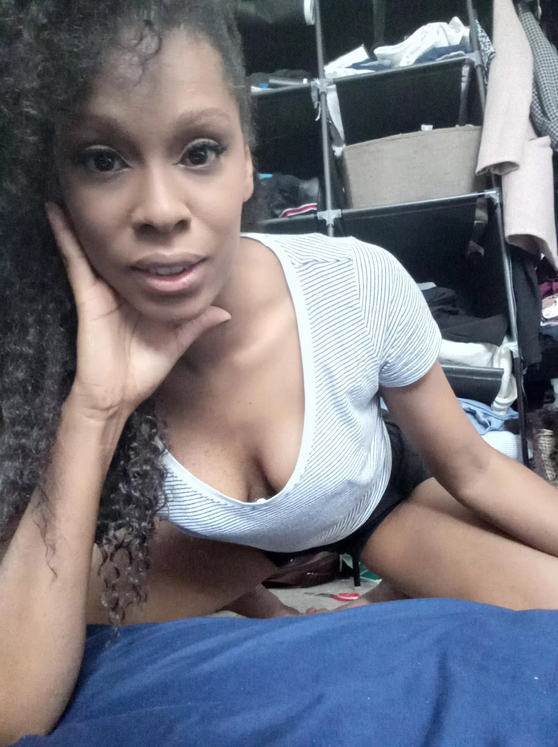 [f] good Morning everyone :-) posted by Lottie_jones