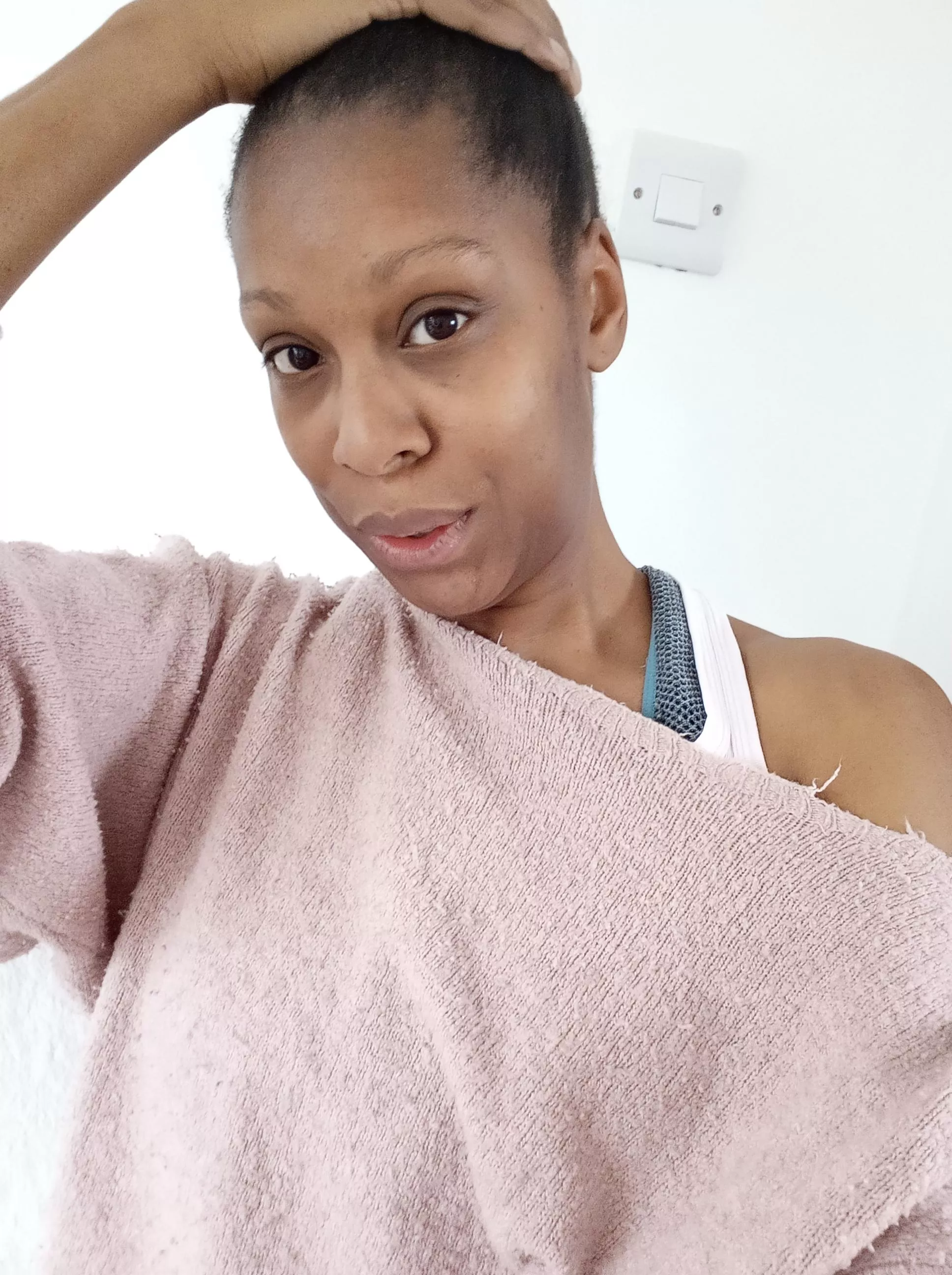 [f] Good Morning, my natural Monday morning face :) posted by Lottie_jones