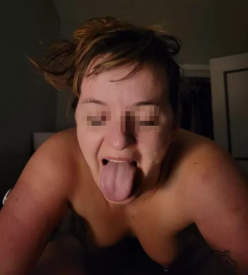 [F] He loves to receive pics of me from strangers by frenchbrunette