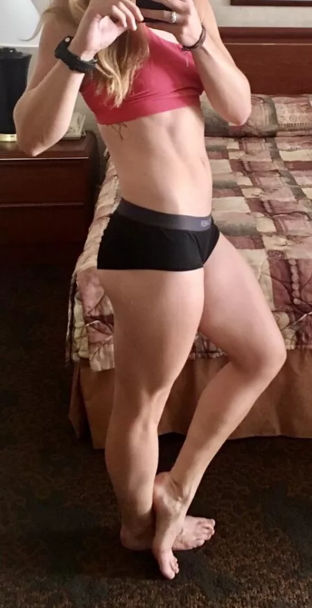 (F) hot bod by miss_camilleb