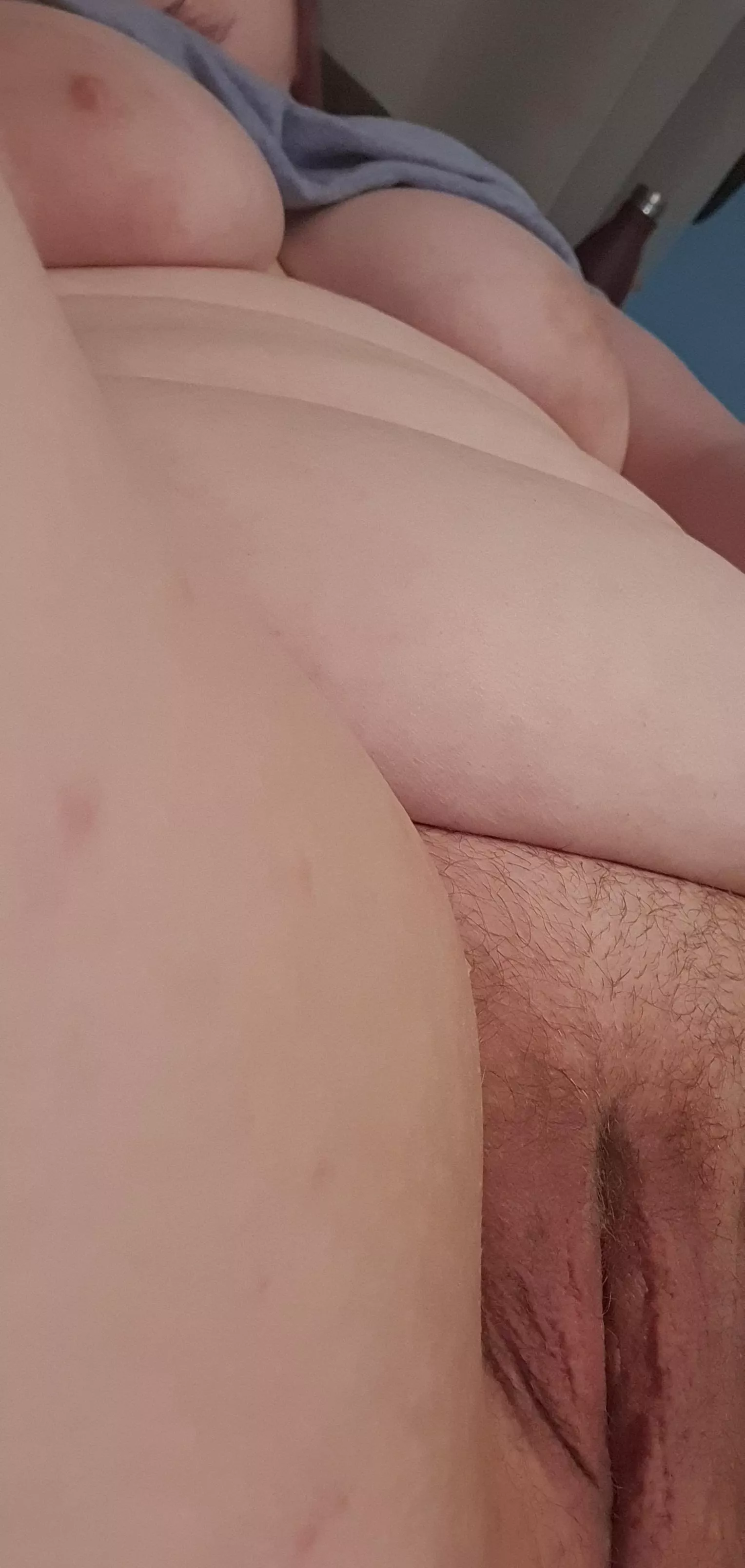 (f) I need to lose weight but I love food too much. Hence why I'm here 😉 posted by jazzy4eva