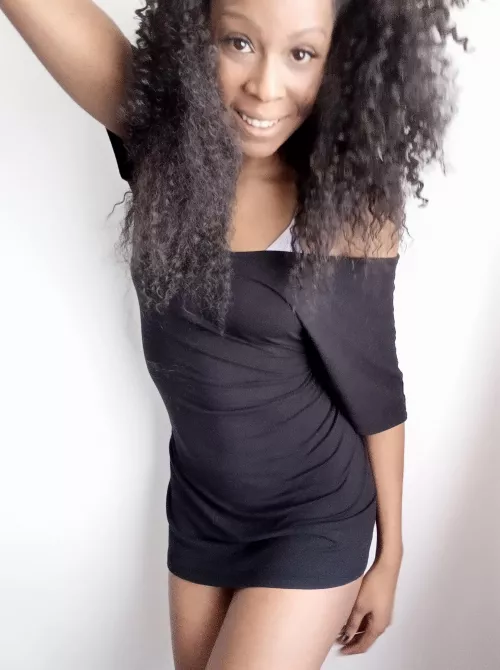 [f] I'm that tall milf next door by Lottie_jones