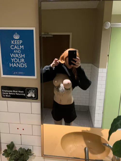 [F] keep calm and wash your hands by mushroomtriq