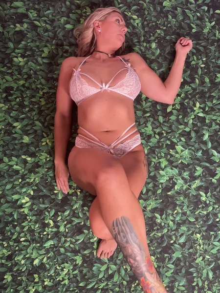 (F) let’s roll around by whoiskateh