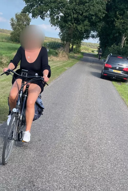 [f] like it to flash to everyone by dutchwijfje_1986