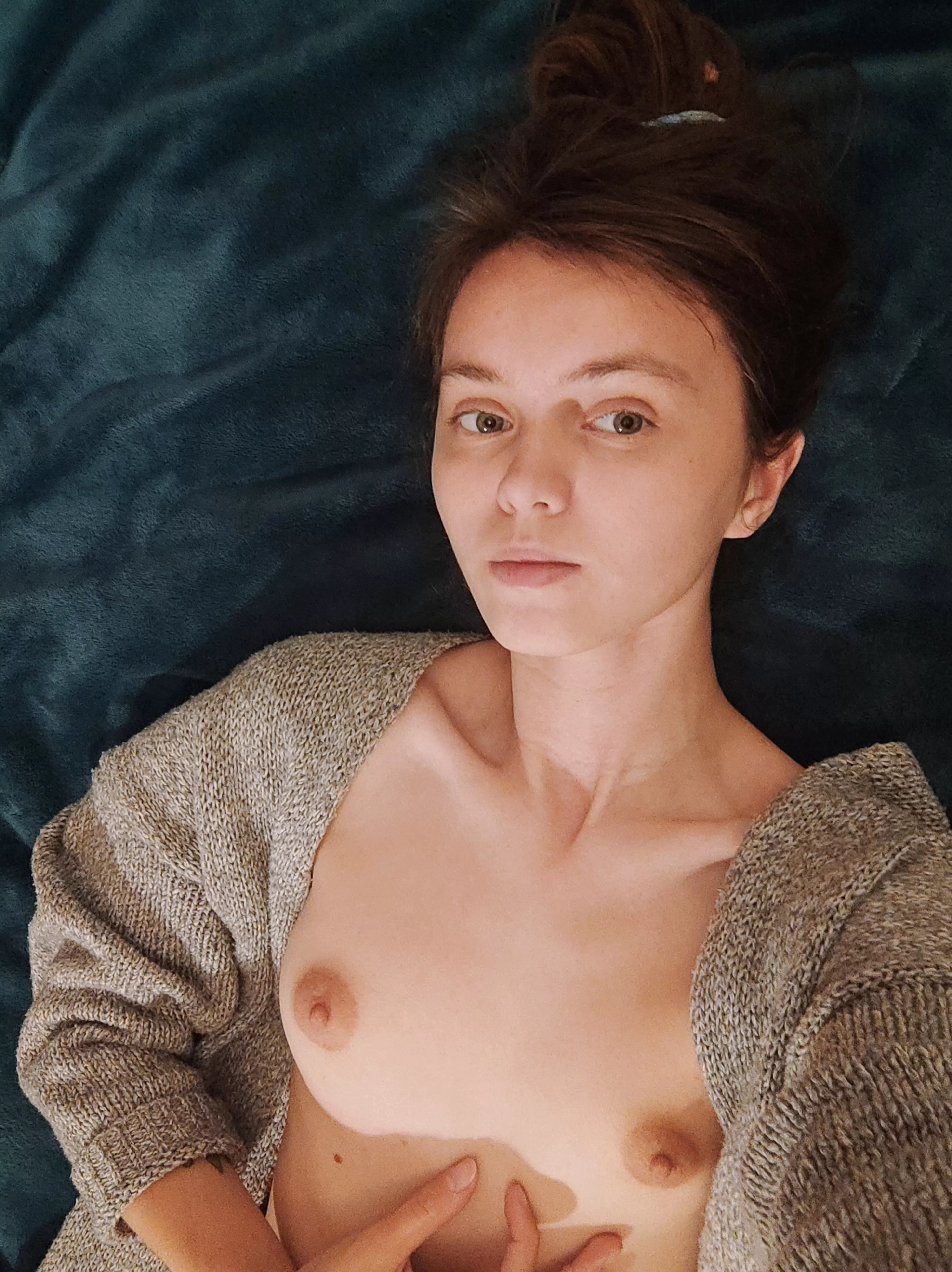 [F] look into my eyes posted by Beauty_Bird