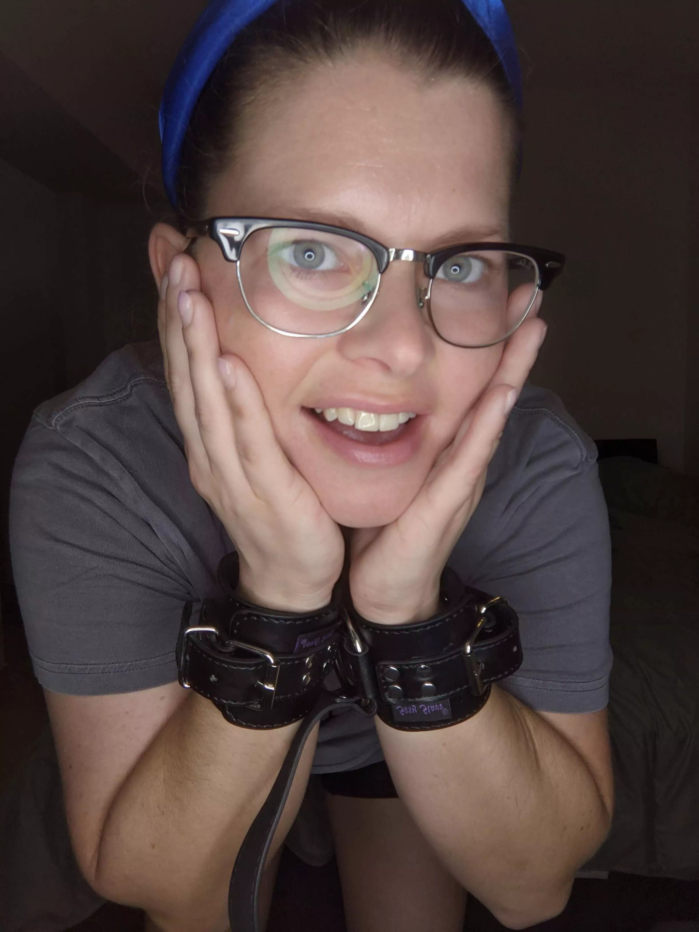 [f] Make my jaw really drop 😈 posted by peachykeenaubrey