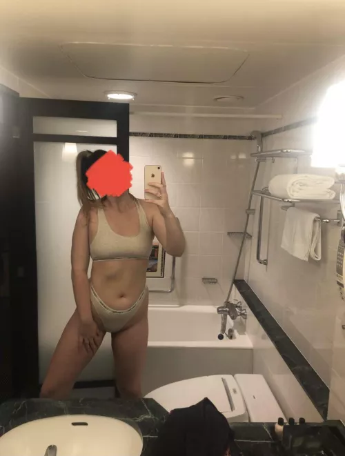 (F) mirror selfie x by Sarahjayynex