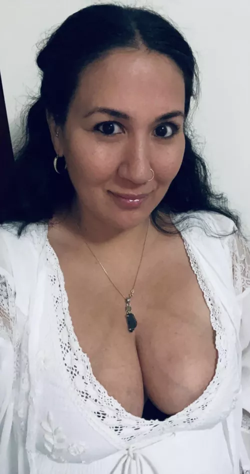 [f] My two sons can’t stop staring at my tits and they’re not even trying to hide it! by Flenia