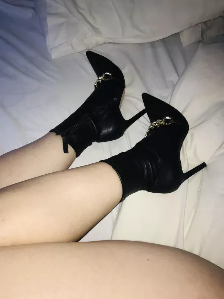 [f] new addition ✨ by MainSalt1468