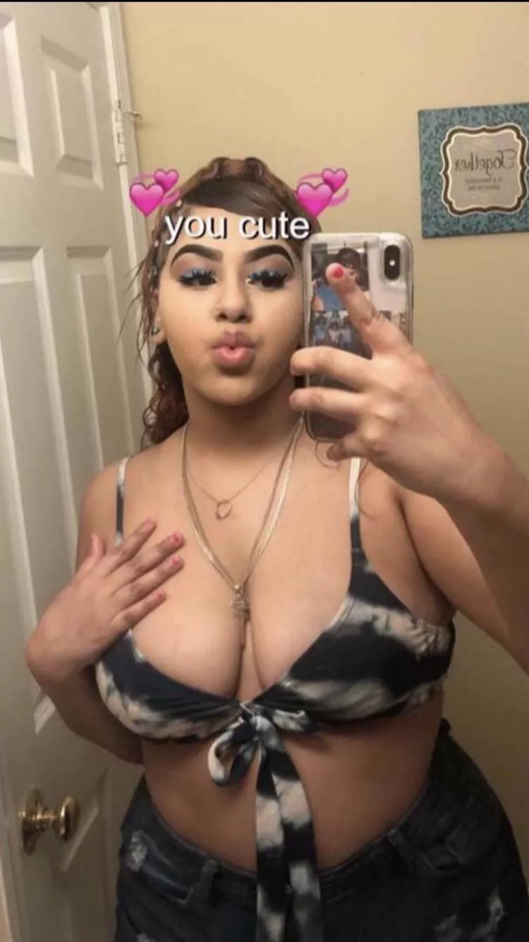 [F] newly 18 and new to Kik. I’ll do anything you want daddy 😇. Add me on kikfor a good time (ask for my offers): roxy_babies😌 Pay to Play 💋thick thighs save lives. you know you want to cum on this pretty face 😋 posted by Roxy_babies