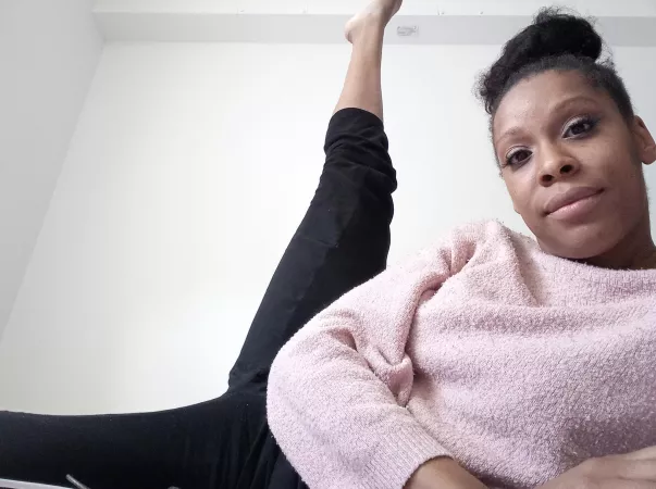 [f] one leg up high by Lottie_jones