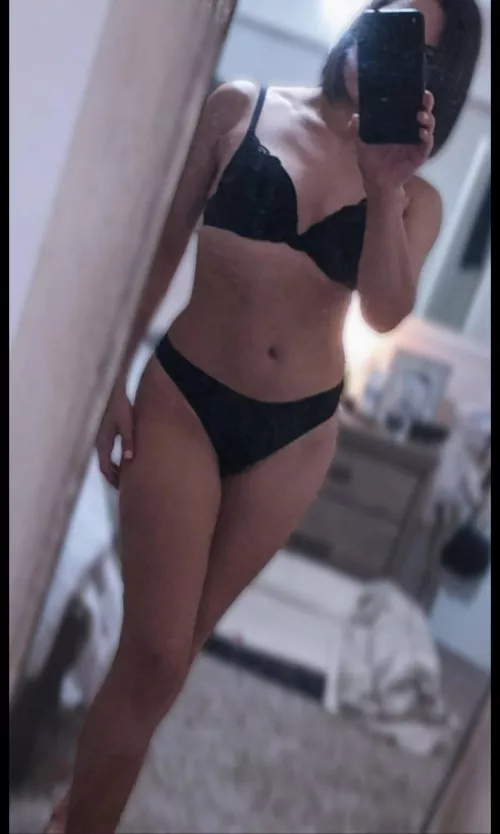 [F] One more quick 📸 by calla019