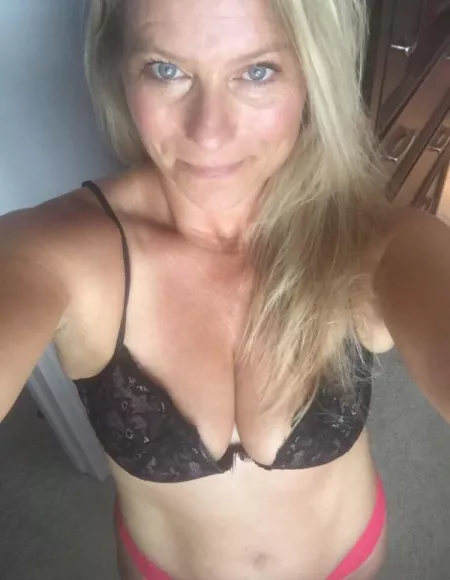 (F) Saturday are for the boys snaqchtt milflolita2 by milf-lolita2