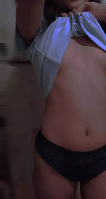 [F] Seductive nio no nganga na , baka naman meron kau jang tig limang daan by seductivegirl2746